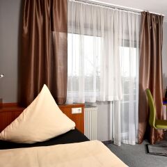 Hotel Bitzer 3* Номер категории Эконом с различными типами кроватей