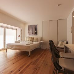 Отель Combro Suites by Homing 4* Студия с различными типами кроватей