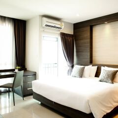 Отель Crystal Suites Suvarnabhumi Airport 3* Номер категории Премиум