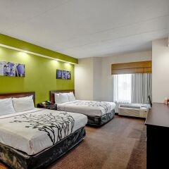 Отель Sleep Inn Frederick 2* Стандартный номер с различными типами кроватей