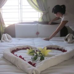 Hue Valentine Hotel 2* Улучшенный номер с двуспальной кроватью