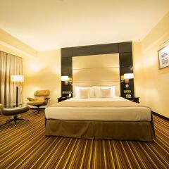 Отель Ramada Colombo 4* Представительский люкс с различными типами кроватей