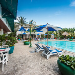 Andaman Beach Suites Hotel открытая веранда фото 2