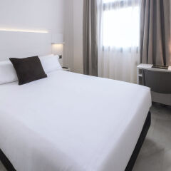 Hotel SERHS Carlit 3* Стандартный номер с различными типами кроватей фото 9
