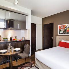Отель Hipark by Adagio Marseille 3* Студия с различными типами кроватей