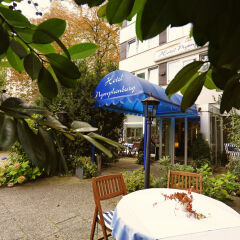 Hotel Nymphenburg City терраса/патио