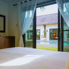 Отель Two Villas Holiday Oriental Style Layan Beach комната для гостей фото 5