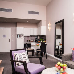 Adina Apartment Hotel Berlin CheckPoint Charlie жилая площадь фото 4