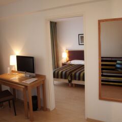 Residhome Appart Hotel Paris-Massy 4* Апартаменты с различными типами кроватей