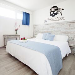 Отель Pirates Village 3* Апартаменты с различными типами кроватей