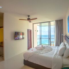 Отель Surin Beach Resort 4* Улучшенный номер с различными типами кроватей фото 2