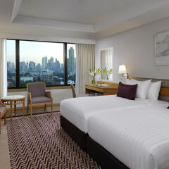 Отель AVANI Atrium Bangkok 4* Улучшенный номер с различными типами кроватей фото 4