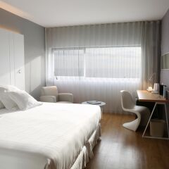 Отель Occidental Atenea Mar - Adults Only 4* Улучшенный номер с двуспальной кроватью