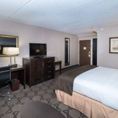 Отель Doubletree By Hilton Columbus - Worthington 4* Стандартный номер