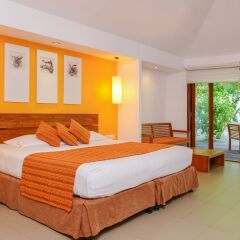 Отель Adaaran Select Hudhuranfushi 4* Вилла
