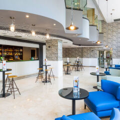 Отель TRYP Barcelona Apolo Барселона гостиничный бар фото 2