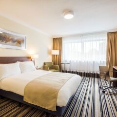 Отель Holiday Inn WARRINGTON 3* Стандартный номер с различными типами кроватей