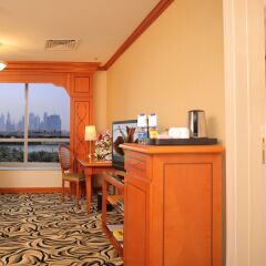Emirates Concorde Hotel & Suites 4* Представительский люкс с различными типами кроватей