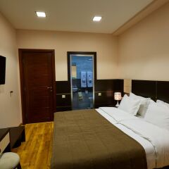 Lilia Hotel Yerevan комната для гостей фото 8
