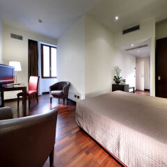 Hotel Eurostars International Palace 4* Улучшенный номер с различными типами кроватей фото 3
