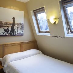 Hotel de Saint-Germain 2* Стандартный номер с различными типами кроватей