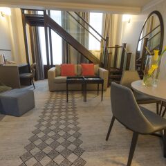 Отель Crowne Plaza London Kensington 4* Улучшенный люкс с различными типами кроватей