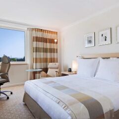 Отель Hilton Düsseldorf 5* Представительский номер с различными типами кроватей фото 8