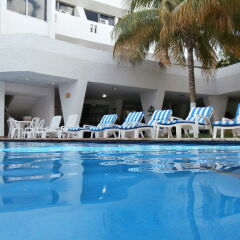 Отель Caribe Internacional Cancun Мексика, Канкун - 1 отзыв об отеле, цены и фото номеров - забронировать отель Caribe Internacional Cancun онлайн открытый бассейн фото 3