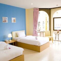 Апартаменты Phuket Center Apartment комната для гостей