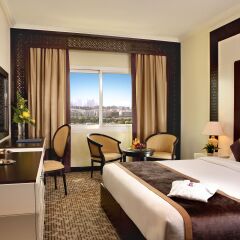 Carlton Tower Hotel 4* Номер Делюкс