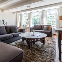Апартаменты Apartments Jordaan Area Улучшенные апартаменты с различными типами кроватей