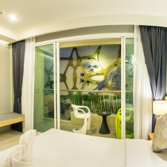 Отель New Nordic Ratana Suites удобства в номере фото 3