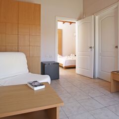 Отель Miraluna Village & Spa 5* Стандартный семейный номер с двуспальной кроватью