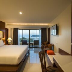 Отель Chanalai Garden Resort, Kata Beach 4* Номер Делюкс с различными типами кроватей фото 3