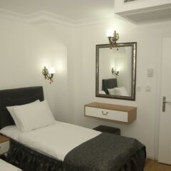 Jakaranda Hotel 3* Стандартный номер с 2 отдельными кроватями