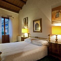 Hotel La Fenice Et Des Artistes комната для гостей