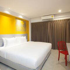 Отель Recenta Express Phuket Town Стандартный номер с двуспальной кроватью