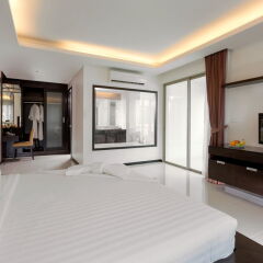 Апартаменты The Regent Phuket Serviced Apartment Kamala Beach комната для гостей