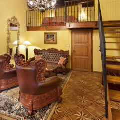 U Prince Hotel комната для гостей