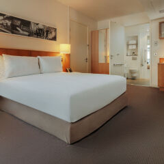 DoubleTree by Hilton Hotel London - Tower of London 4* Гостевой номер с различными типами кроватей фото 5