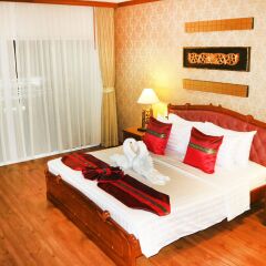 Aiyaree Place Hotel 4* Люкс с различными типами кроватей