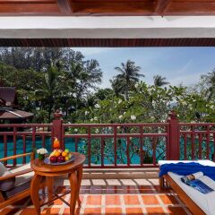 Отель Thavorn Beach Village Resort & Spa Phuket 4* Стандартный номер с различными типами кроватей фото 12