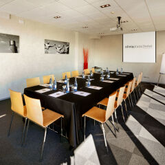 Olivia Plaza Hotel конференц-зал фото 10