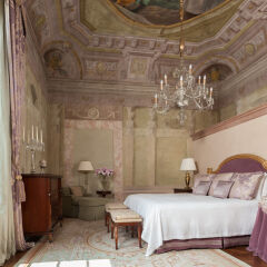 Four Seasons Hotel Firenze 5* Представительский люкс с различными типами кроватей