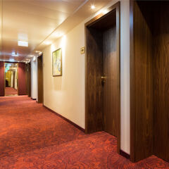 Hotel Stefanie интерьер отеля
