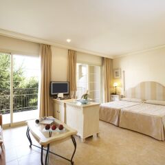 Отель Vanity Suite & Spa 16+ by VIVA 4* Полулюкс с двуспальной кроватью фото 5