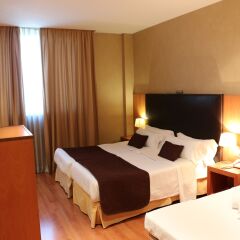 Отель HLG CityPark Sant Just 4* Стандартный номер с различными типами кроватей