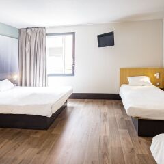 B&B Hotel Paris Le Bourget 2* Стандартный номер с различными типами кроватей