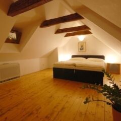 Отель U Zlate Podkovy - At The Golden Horseshoe 4* Люкс