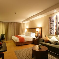 Legacy Suites Hotel Sukhumvit by Compass Hospitality 4* Апартаменты с разными типами кроватей